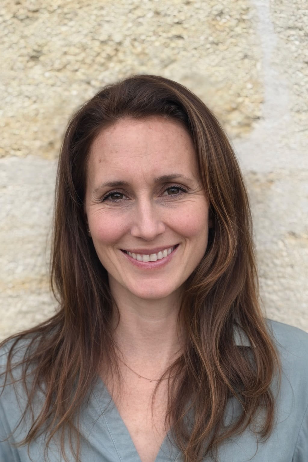 Emmanuelle HÉBRARD